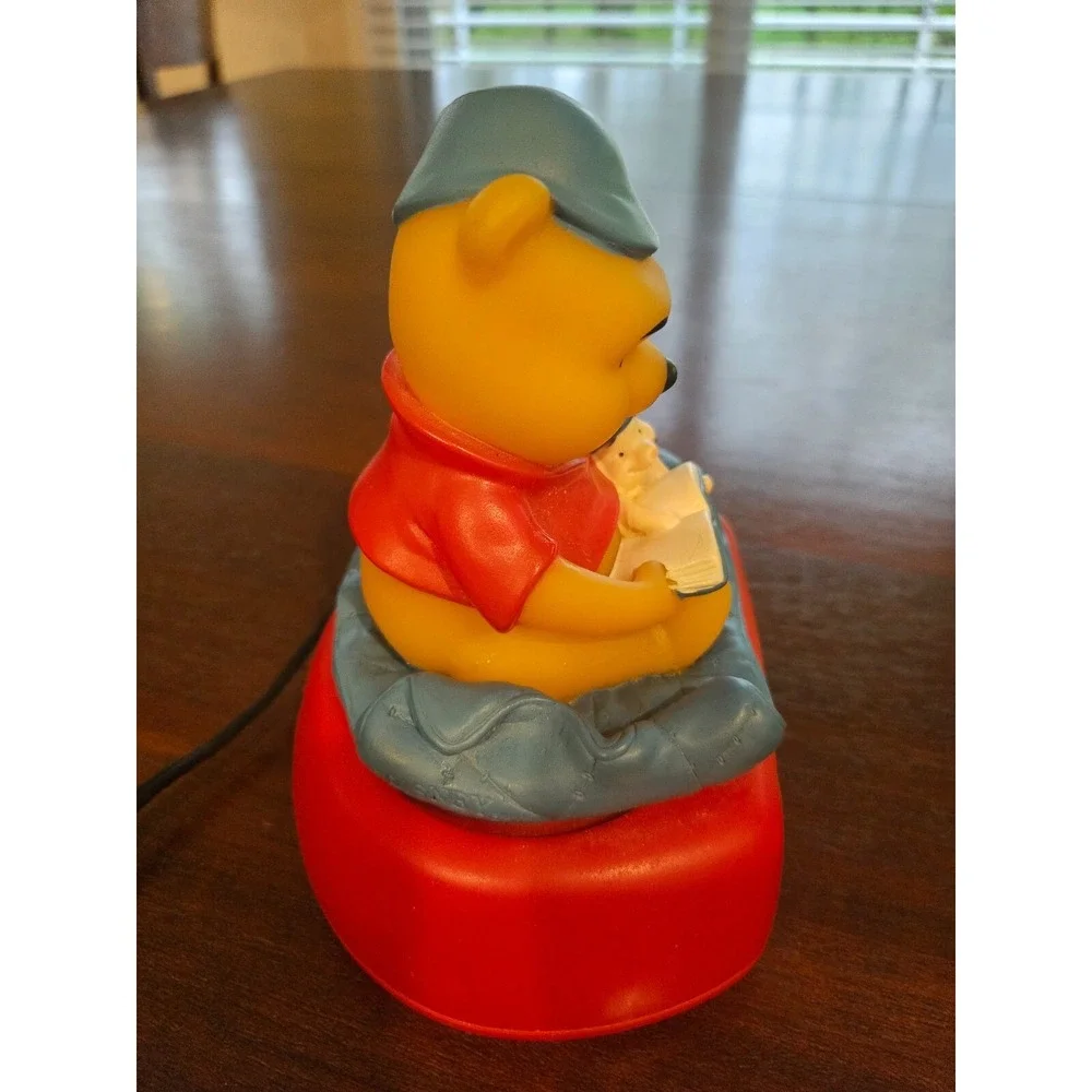 Winnie the Pooh Fantasma Alarm‎ Clock Night Light VTG Works perfect